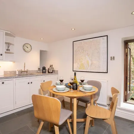 Spacious With Waterfall View By Letmestay *